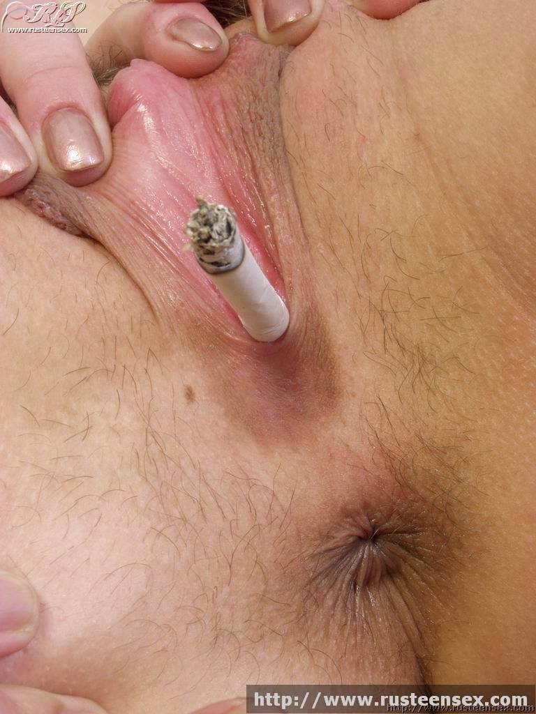 Эенщины курящие вагиной фото