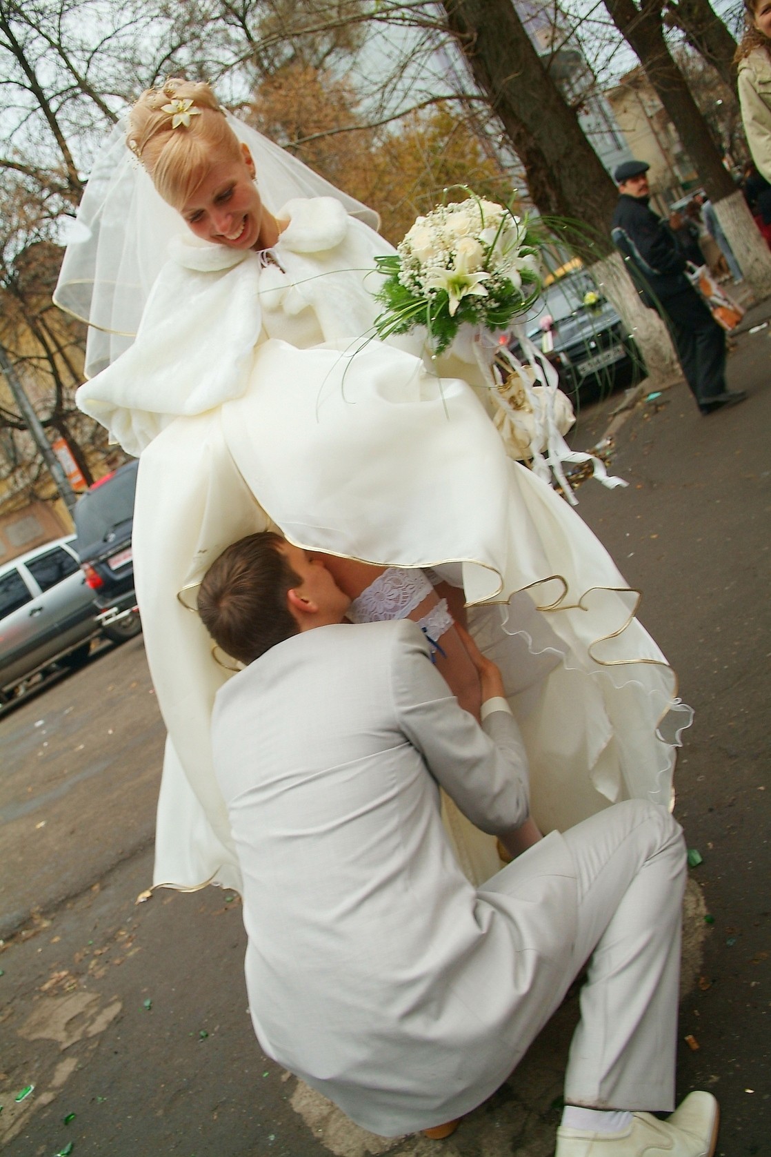 Расслабила невесту перед свадьбой сочным куни