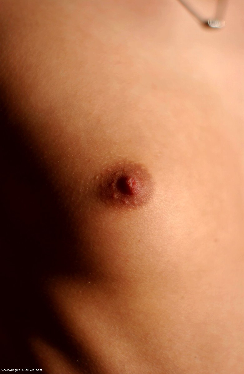 Засветы женщин с плоской грудью (62 фото)